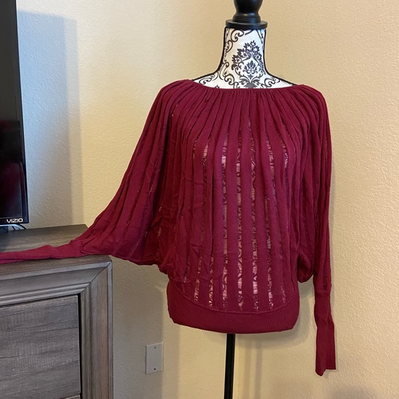 M.S.S.P.  Max Studio Specialty Product Batwing Maroon Sweater. Size M - Picture 1 of 3